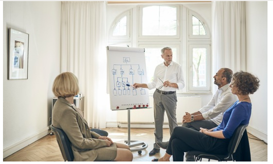 Beitragsbild Pressemitteilung Umfrage Gesundheitswesen